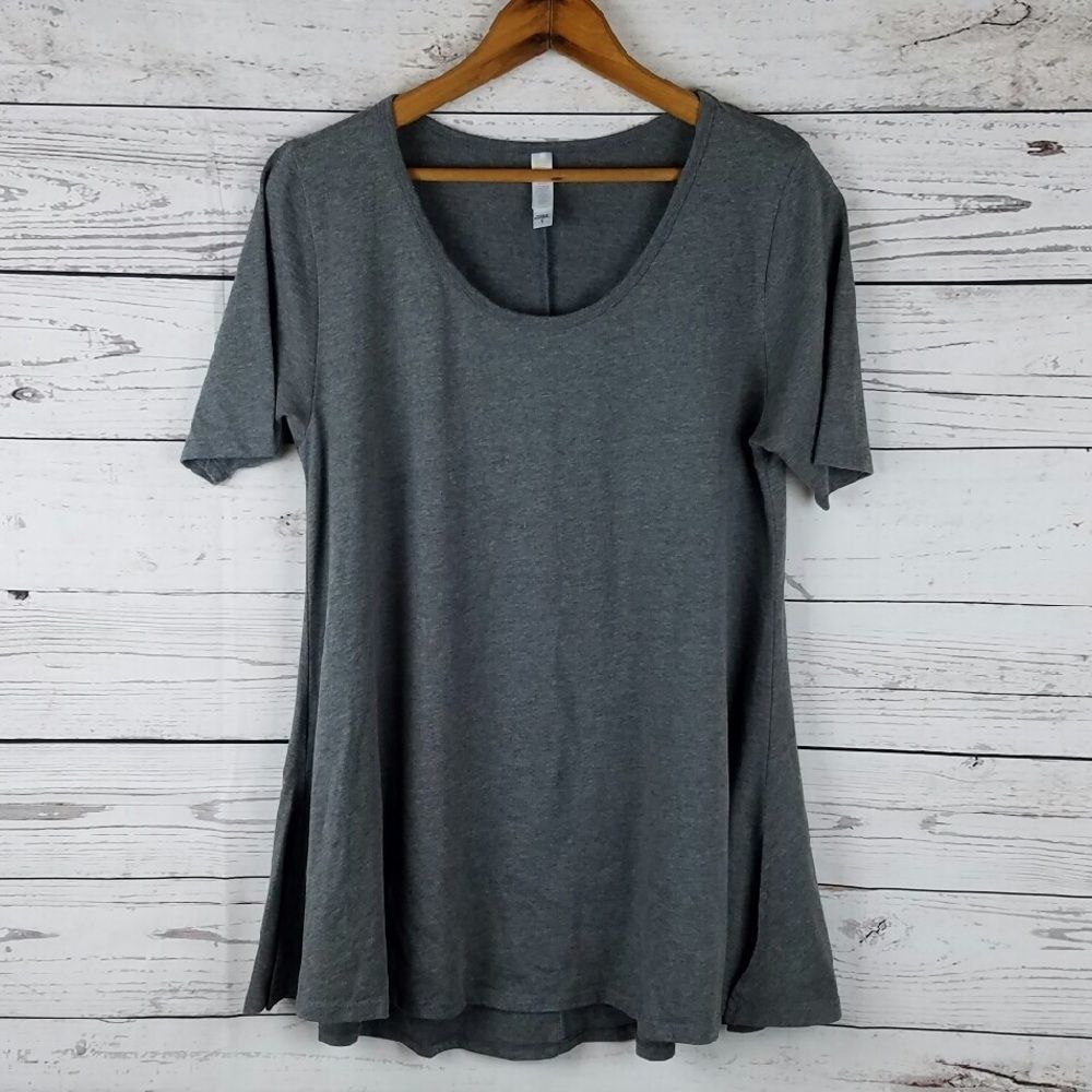 Lularoe’s Solid Gray Tee